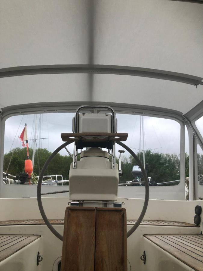 From September Lyra On The Go To Suriname Till 1 April 2026 Joint Captain Casey Medemblik Exteriér fotografie